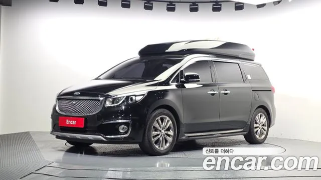 Kia Canival 2017 — photo 1
