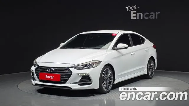 Hyundai AVANTE 2017 — photo 1