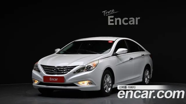 Hyundai Sonata 2012 — photo 1