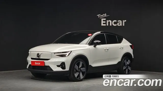 Volvo C40 2022 — photo 1
