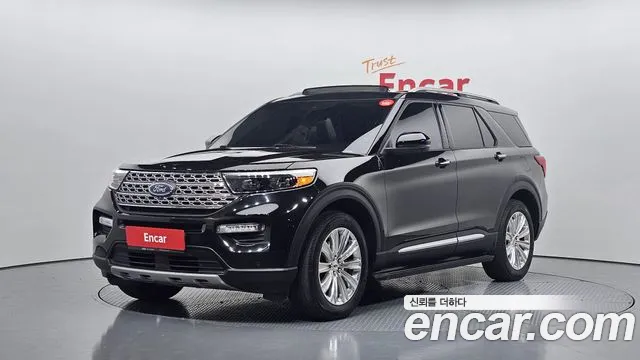 Ford Explorer 2020 — photo 1