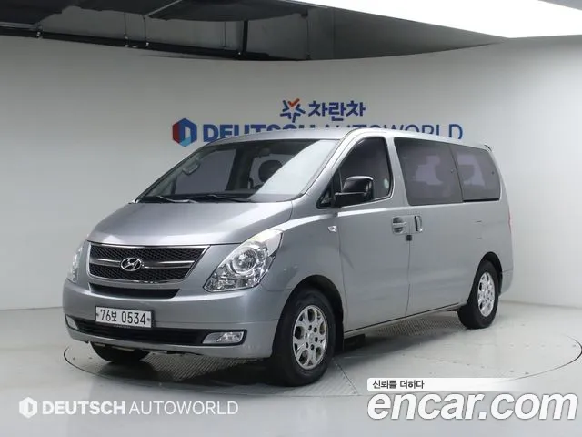 Hyundai Starex 2015 — photo 1