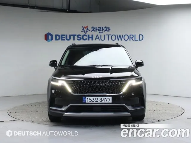 Kia Canival 2022 — photo 1