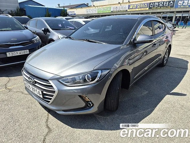 Hyundai AVANTE 2016 — photo 1