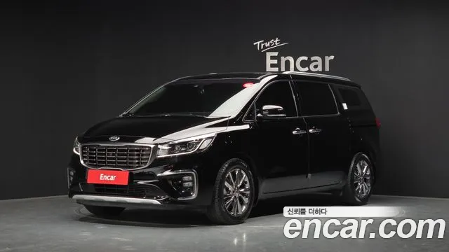 Kia Canival 2019 — photo 1