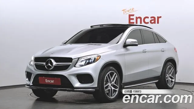Mercedes-Benz GLE-Class 2017 — photo 1