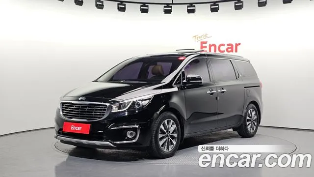 Kia Canival 2015 — photo 1
