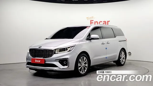 Kia Canival 2020 — photo 1