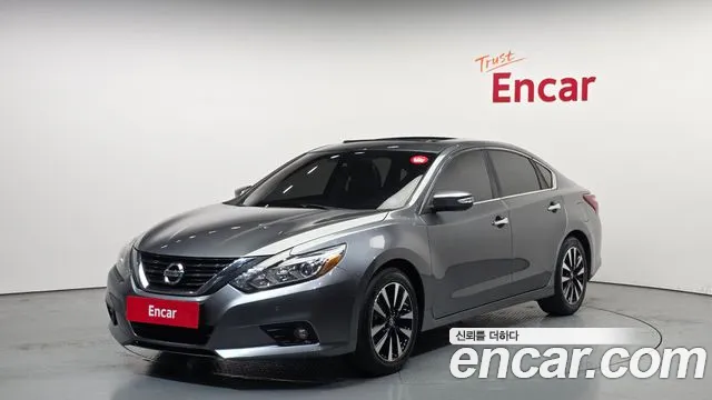 Nissan Altima 2018 — photo 1