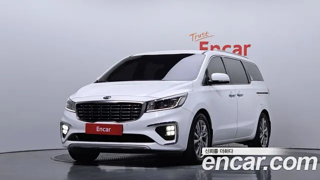 Kia Canival 2019 — photo 1