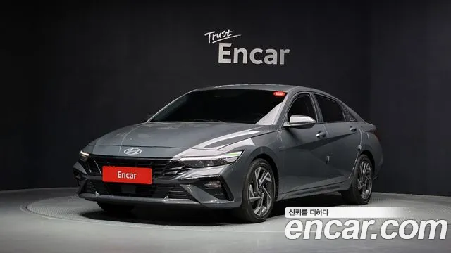 Hyundai AVANTE 2024 — photo 1