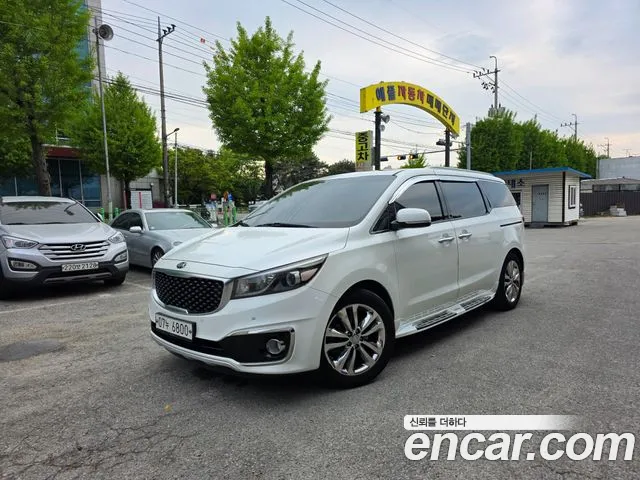 Kia Canival 2016 — photo 1