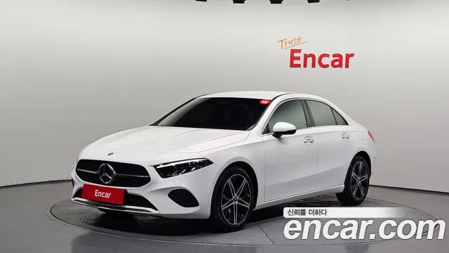Mercedes-Benz A-Class 2024 — photo 1