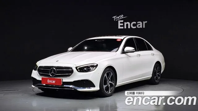 Mercedes-Benz E-Class 2021 — photo 1