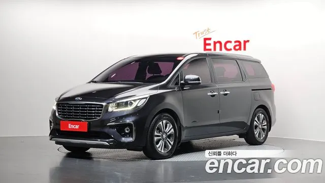 Kia Canival 2019 — photo 1