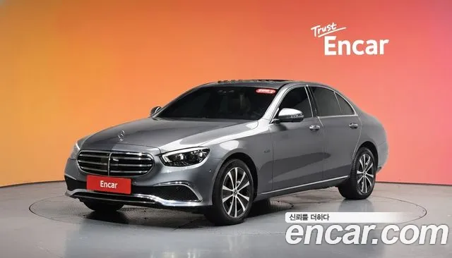 Mercedes-Benz E-Class 2021 — photo 1