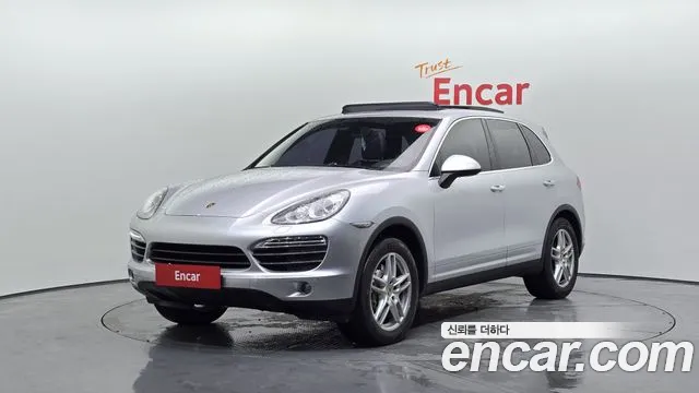 Porsche Cayenne 2011 — photo 1