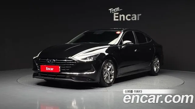 Hyundai Sonata 2022 — photo 1