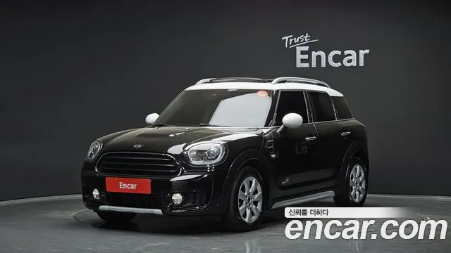 Mini Countryman 2018 — photo 1