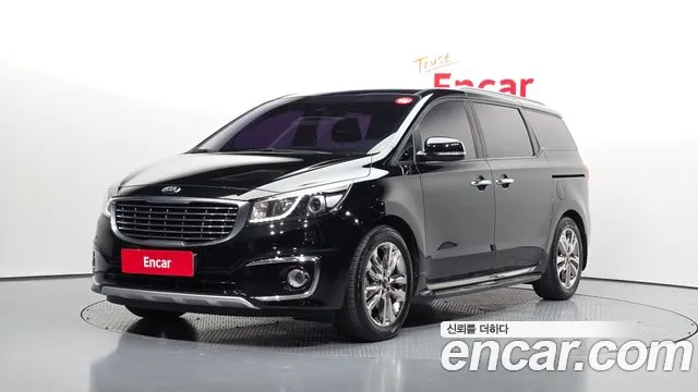 Kia Canival 2015 — photo 1