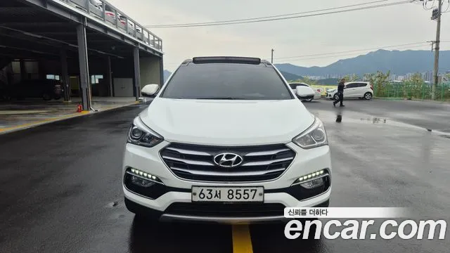 Hyundai Santafe 2016 — photo 1