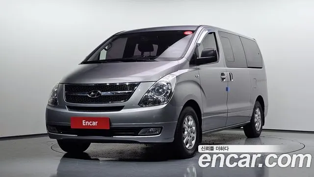 Hyundai Starex 2014 — photo 1
