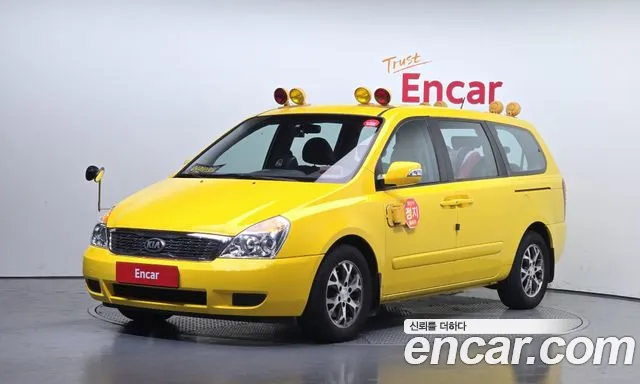 Kia Canival 2014 — photo 1