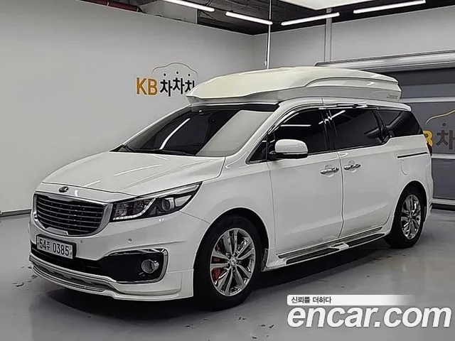 Kia Canival 2016 — photo 1