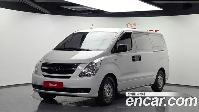 Hyundai Starex 2011 — photo 1