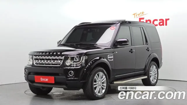 Land Rover Discovery 2016 — photo 1