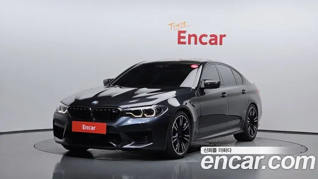 BMW M5 2019 — photo 1
