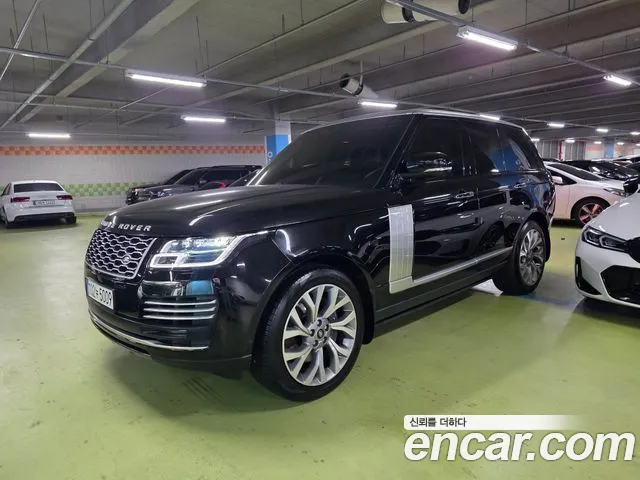 Land Rover Range Rover 2020 — photo 1