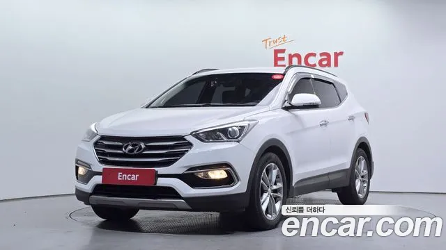 Hyundai Santafe 2016 — photo 1