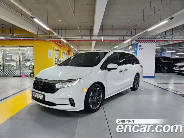 Honda Odyssey 2022 — photo 1
