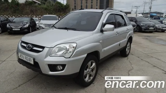 Kia Sportage 2010 — photo 1