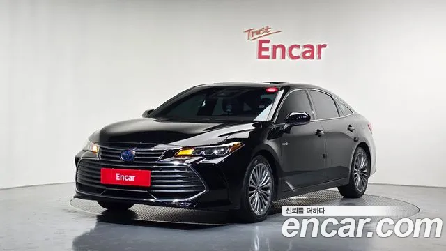 Toyota Avalon 2019 — photo 1