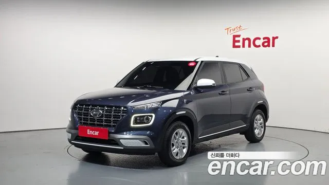 Hyundai Venue 2023 — photo 1