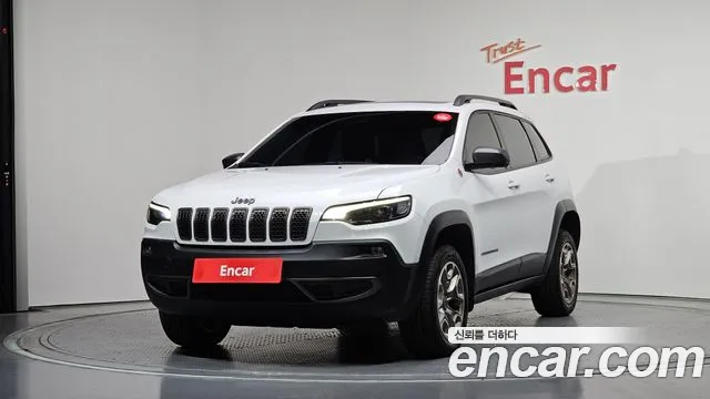Jeep Cherokee 2020 — photo 1