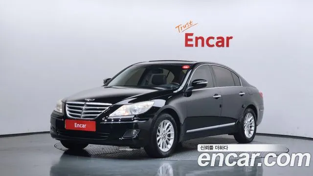 Hyundai Genesis 2011 — photo 1
