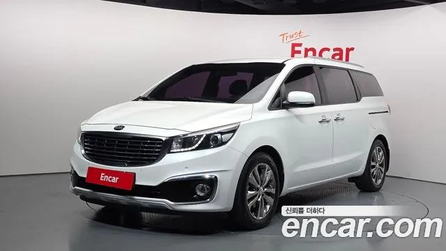 Kia Canival 2016 — photo 1