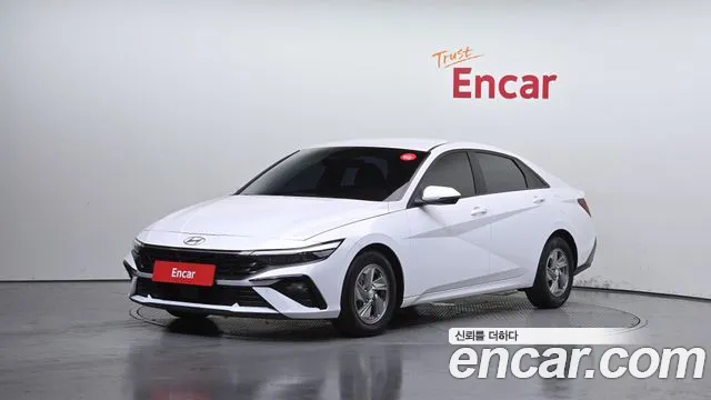 Hyundai AVANTE 2024 — photo 1