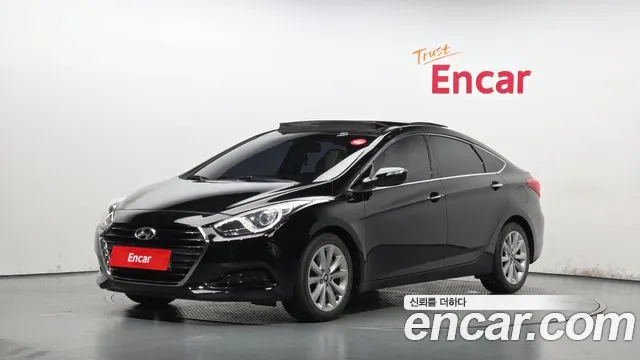 Hyundai i40 2012 — photo 1