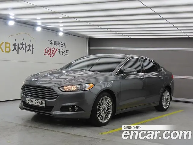 Ford Fusion 2014 — photo 1