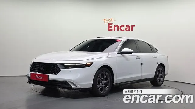 Honda Accord 2024 — photo 1