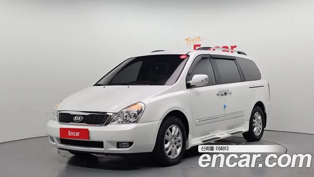 Kia Canival 2013 — photo 1