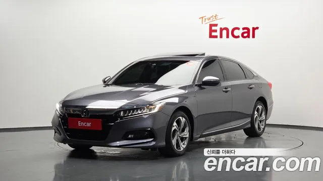 Honda Accord 2019 — photo 1