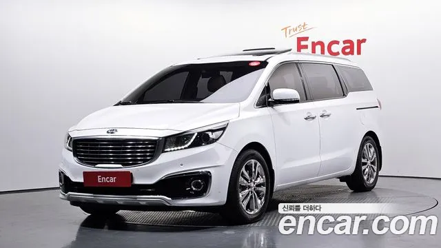 Kia Canival 2018 — photo 1