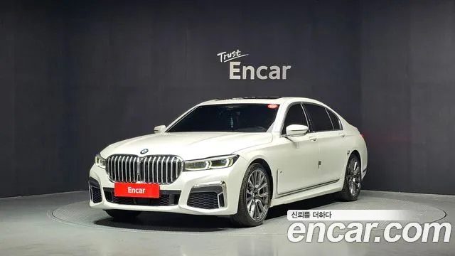 BMW 7-Series 2021 — photo 1