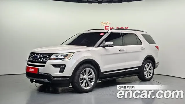 Ford Explorer 2019 — photo 1