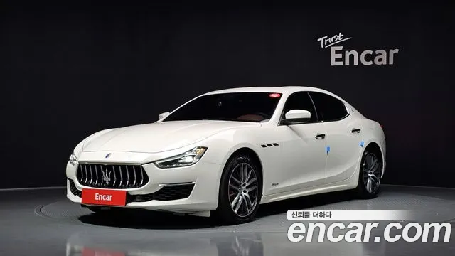 Maserati Ghibli 2019 — photo 1